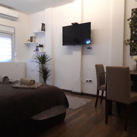 Vilovski Belgrado Exterior foto